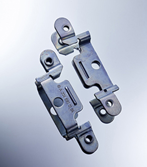 Sheet metal brackets with material thickness of 3 mm, wound, case-hardened and coated with Zn/Ni for the automotive industry